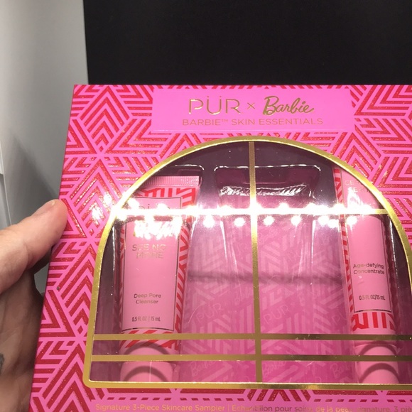🆕Pür x Barbie Skin Essentials Set Cleanser & Serum!💖💝3/$25 - Picture 5 of 12